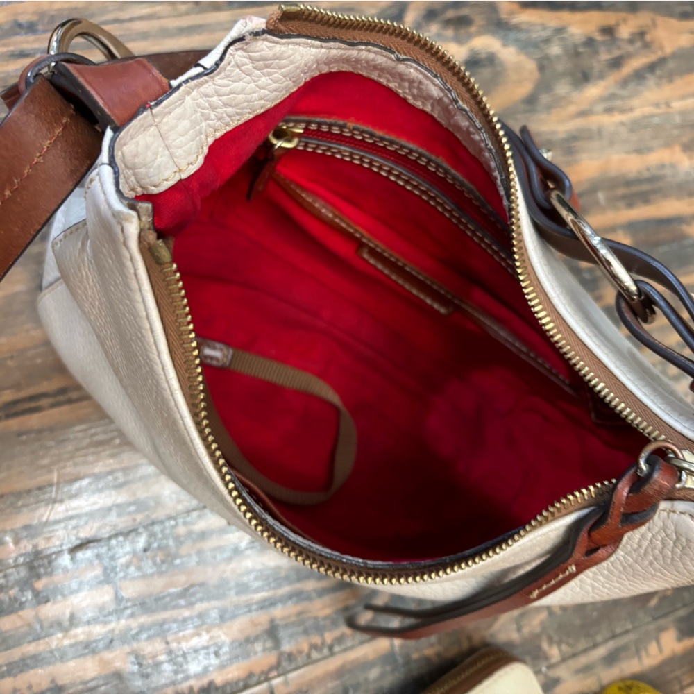 Dooney & Bourke Cream Leather Bag and Wallet Set - Picture 5 of 16